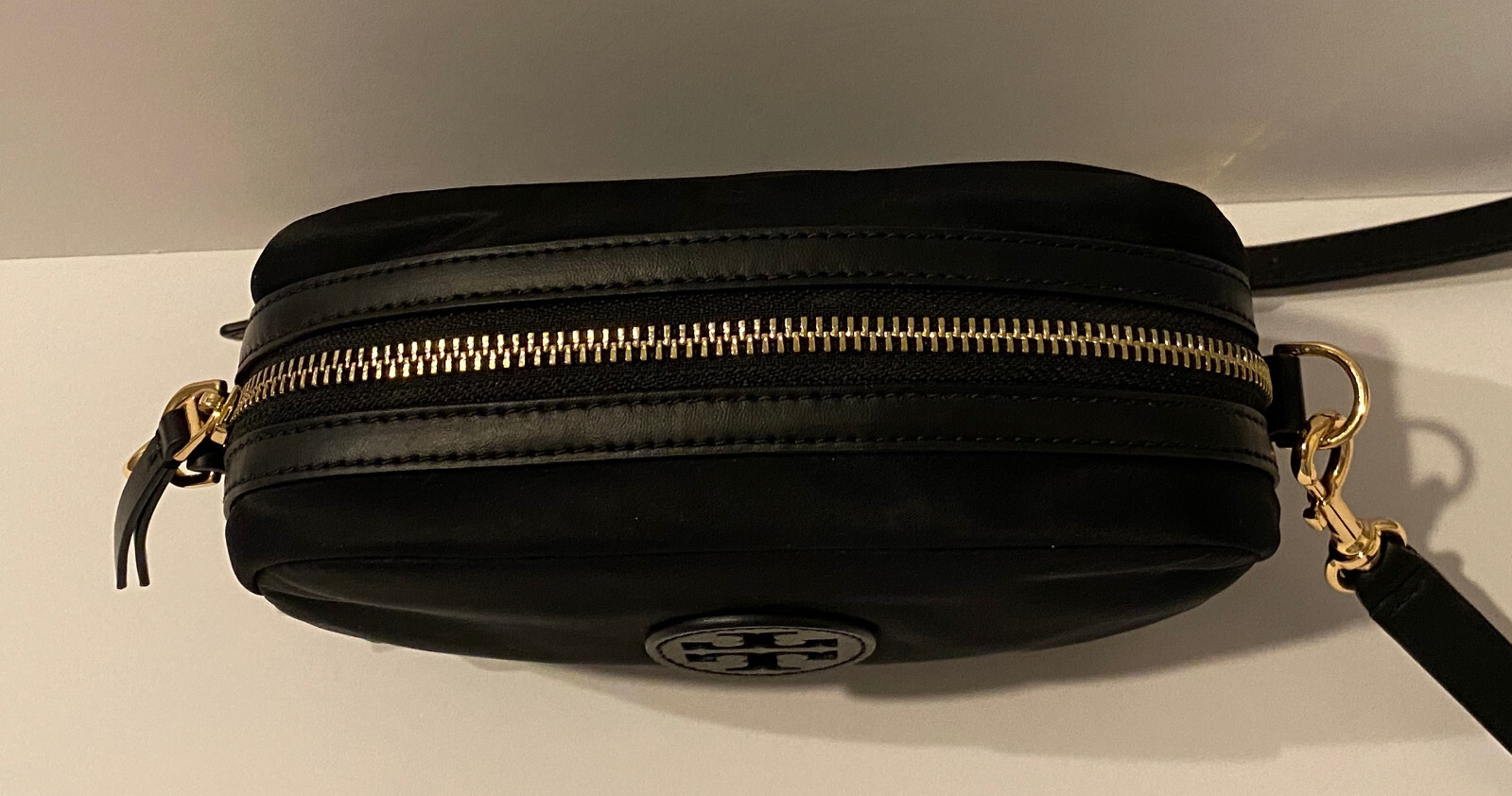 Tory Burch Black Nylon Crossbody Camera Bag with Leat… Gem