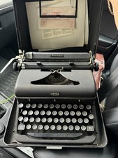 Royal Typewriter  thumbnail