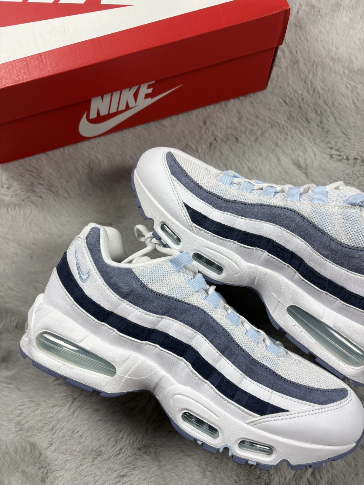 Nike Air Max 95 ‘White/Celestine Blue’ - UK8.5 - IB6396 103 -Brand New -£175 RRP image 4