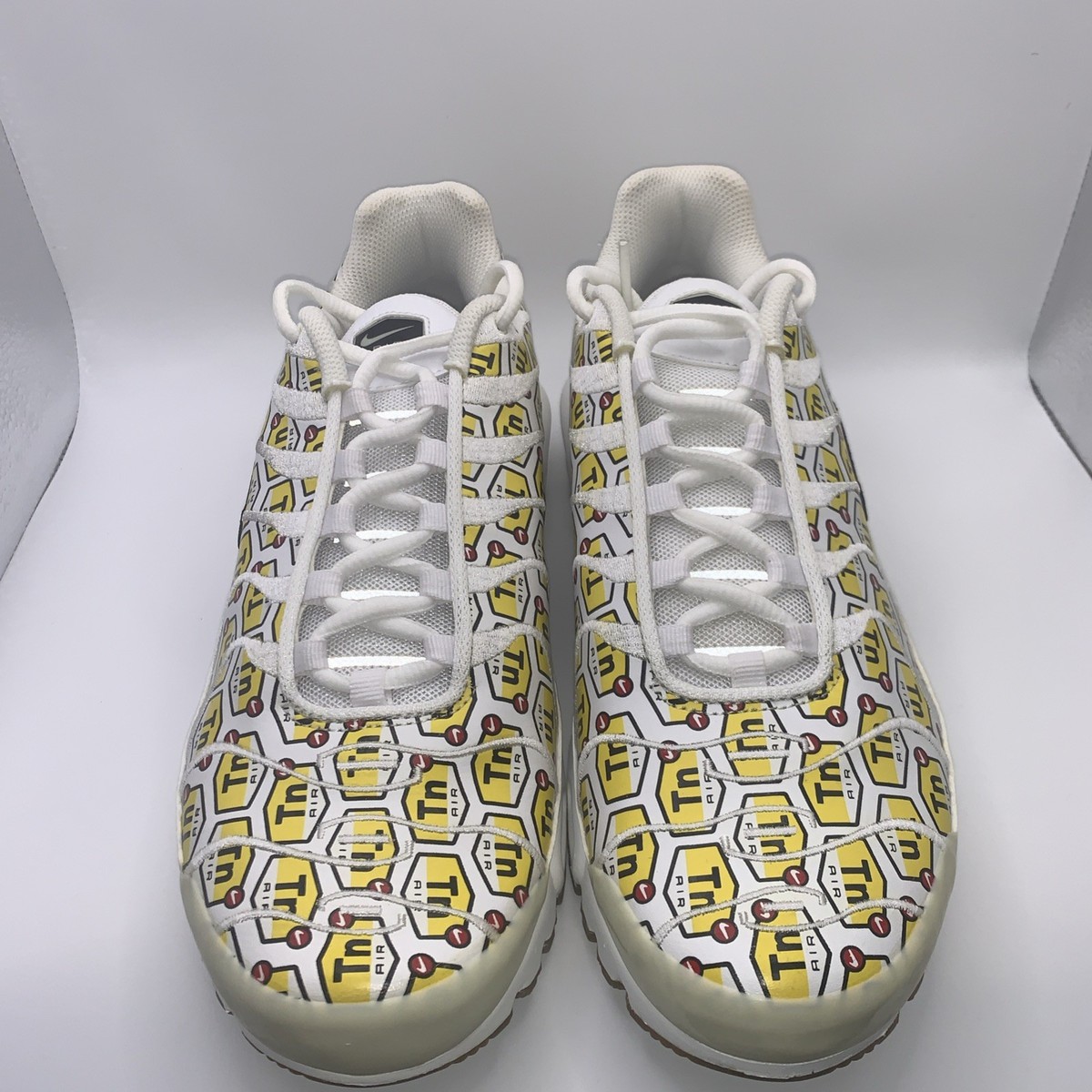 nike air max plus qs tn logo