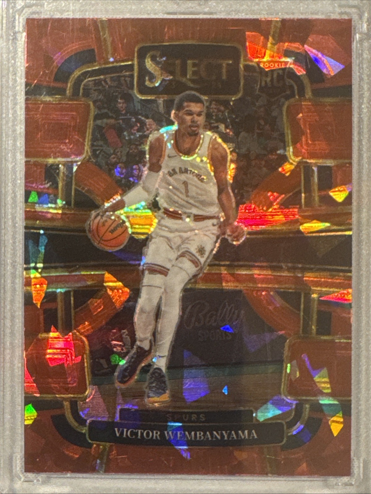 2023-24 Panini Select Concourse Victor Wembanyama #87 Red Cracked Ice Prizm (RC)