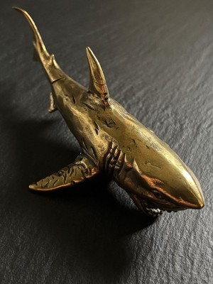 Weißer Hai Messing Figur | Hai Deko groß 16 cm | Maritime Tierfigur