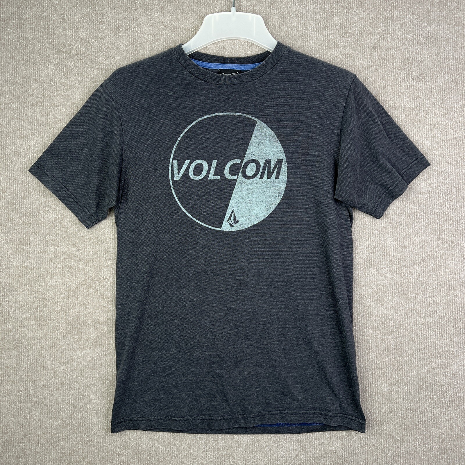 Volcom T Shirt Mens Medium Gray Graphic Logo Short Sleeve Crew Skateboard