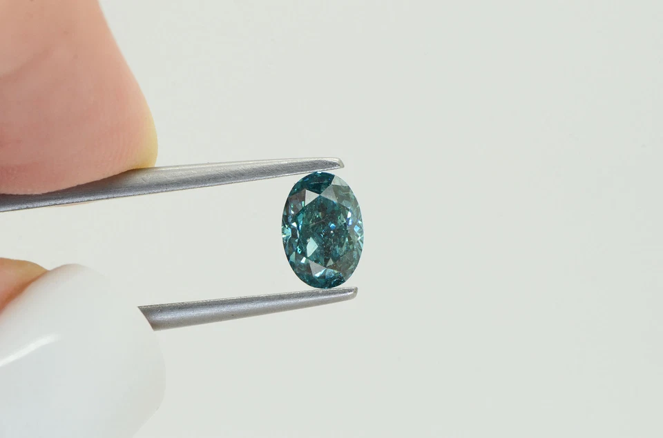 Loose Oval Shape Diamond Fancy Blue VS2 Certified Natural Enhanced 1.04 Carat - Image 2 of 4