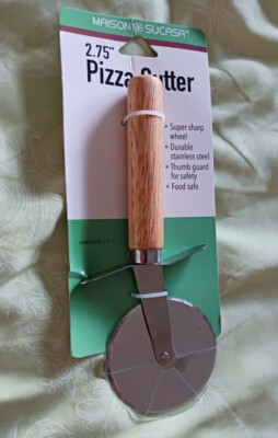 PIZZA CUTTER ''MAISON SUCASA'' STAINLESS STEEL (EXCELLENT CONDITION) -- NO RESERVE