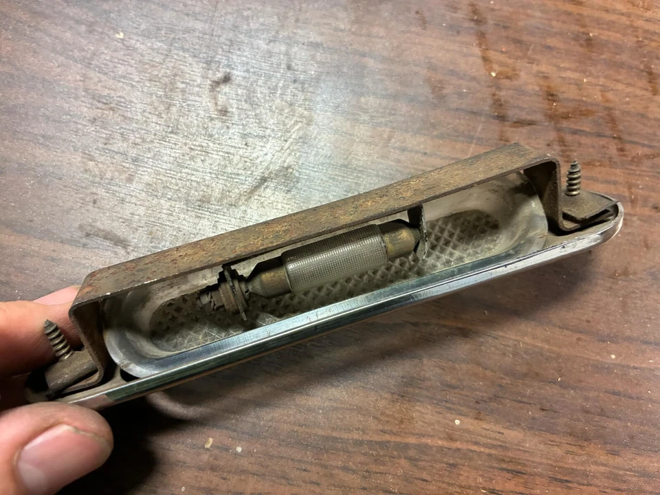 Facel Vega Facel II Under Hood Light -=USED GOOD=- - Image 3 of 3