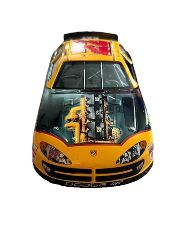 Racing Champions 2000 CAT Polaris ATVs 22 Intrepid Yellow Car Toy Replica - Picture 3 of 8