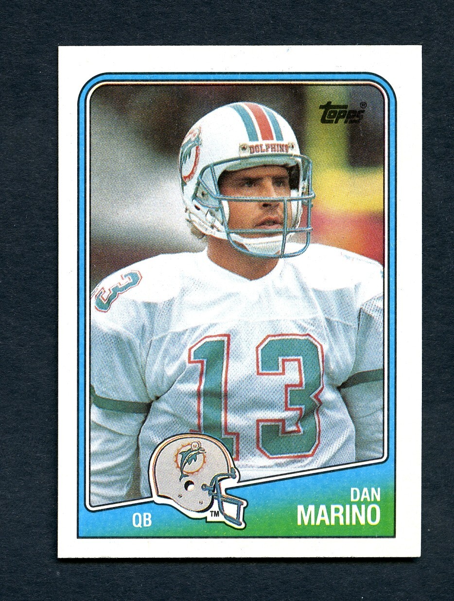 1988 Topps Football Card #190 Dan Marino Dolphins NrMT
