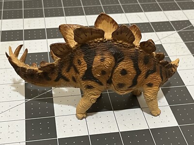 Stegosaurus Dinosaur 6 Meters The Carnegie Safri LTD 1988. SB3