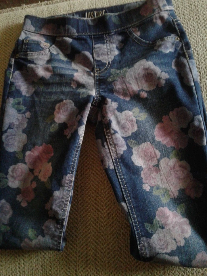 JUSTICE Navy with pink/purple flowers pull on jean legging, Girls 12 mid rise - Image 4 of 4