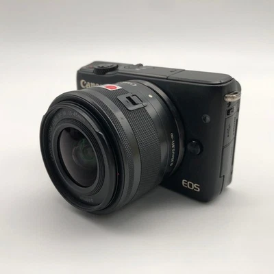 Canon EOS M10 Mirrorless Camera Black Lens EF-M 15-45mm f/3.5-6.3 IS STM - Image 1 of 4