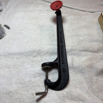 Used Genuine D.H. Thompson FLY TYING VISE #B For Fly Fishing Elgin ILL Excellent