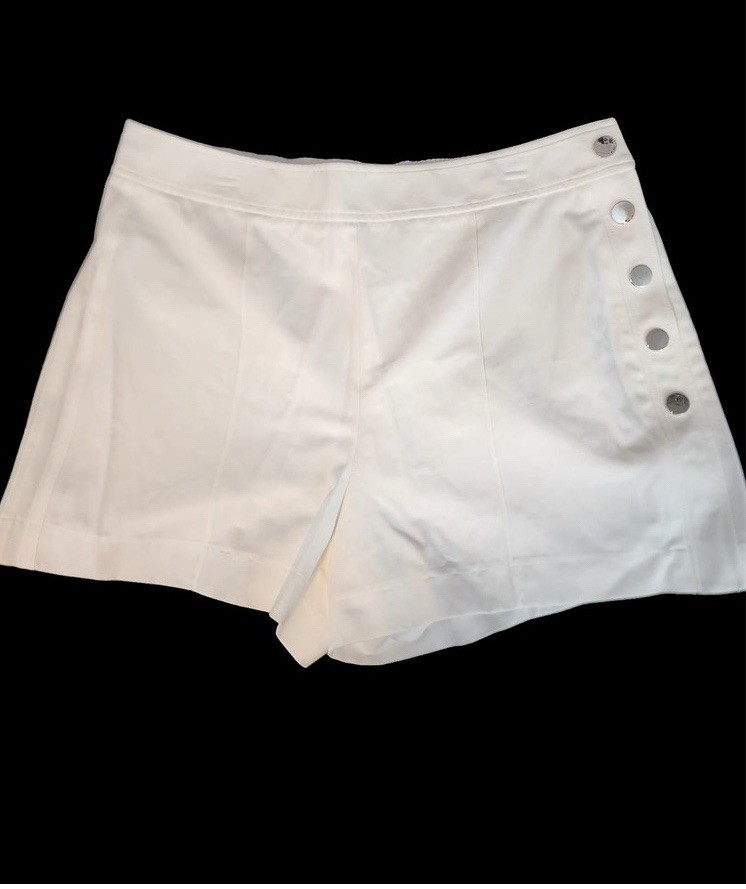 NWOT Nine West Sz XL Ivory White Button-Snap Detail Sailor Shorts