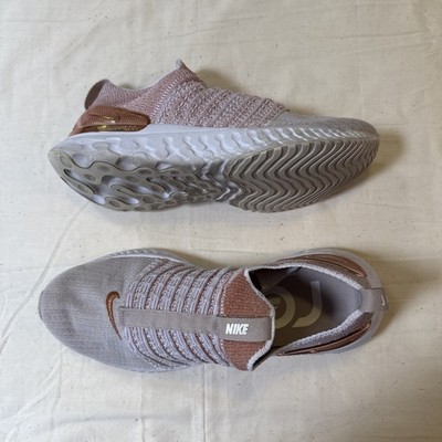 Nike React Phantom FK 2 PRM Women s Sneakers Size 10.5 Rose Gold Metallic