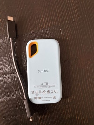 SanDisk Extreme Portable SSD 4TB - External Solid State Drive with USB-C Cable