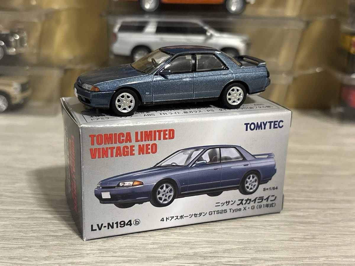 Tomica Nissan Skyline Contemporary Manufacture Diecast Cars