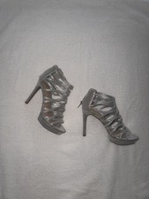 Sandalias de plataforma Thalia Sodi Silvia con tiras plateadas pedrería para mujer, talla 7,5 M