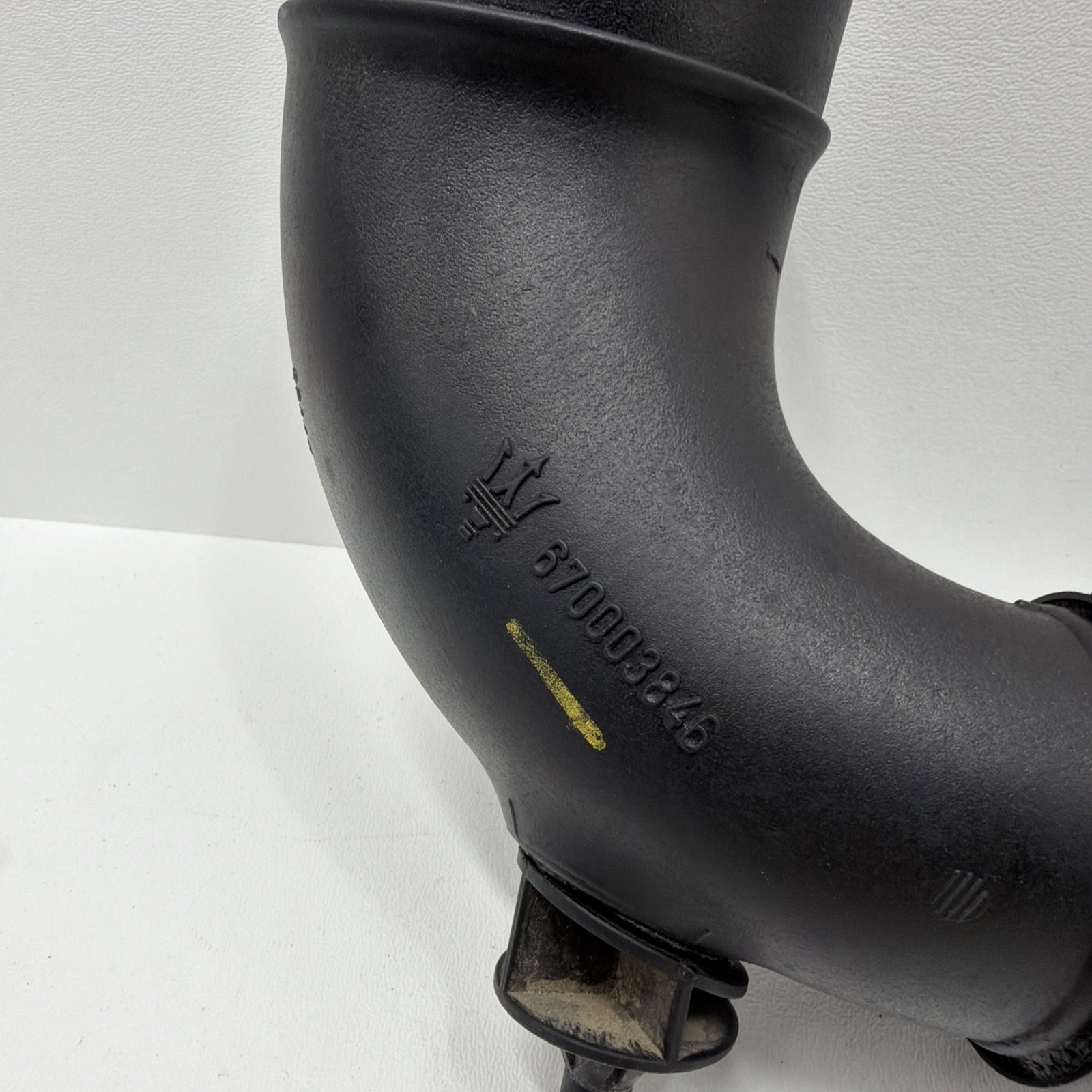 🟢14-22 Maserati Quattroporte M156 Engine Right Air Intake Duct Pipe Hose OEM🟢
