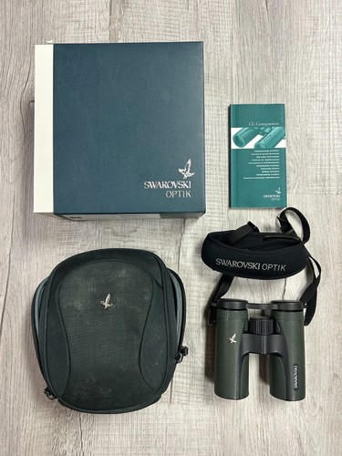 Swarovski CL Companion 8x30 Green Binoculars in Box - Excellent Condition
