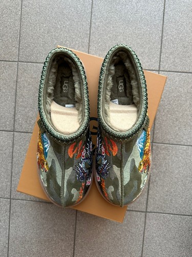 Palace Ugg Tasman 'Burnt Olive Camo' US9/EU42 1172070-GRNC - Imagen 4 de 10