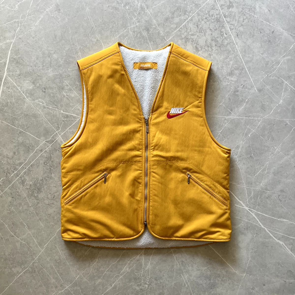 SUPREME x NIKE Reversible Nylon Vest