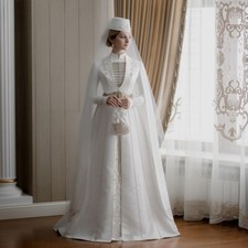 Elegant Long Sleeve Satin Muslim Wedding Dresses High Neck A Line Bridal Gowns