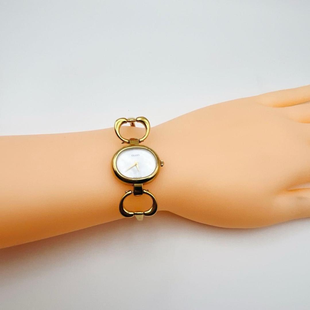 GUCCI バングル時計 1600 ゴールド Authentic Gucci Watch 1600L 25mm Women's Gold Vintage Watch