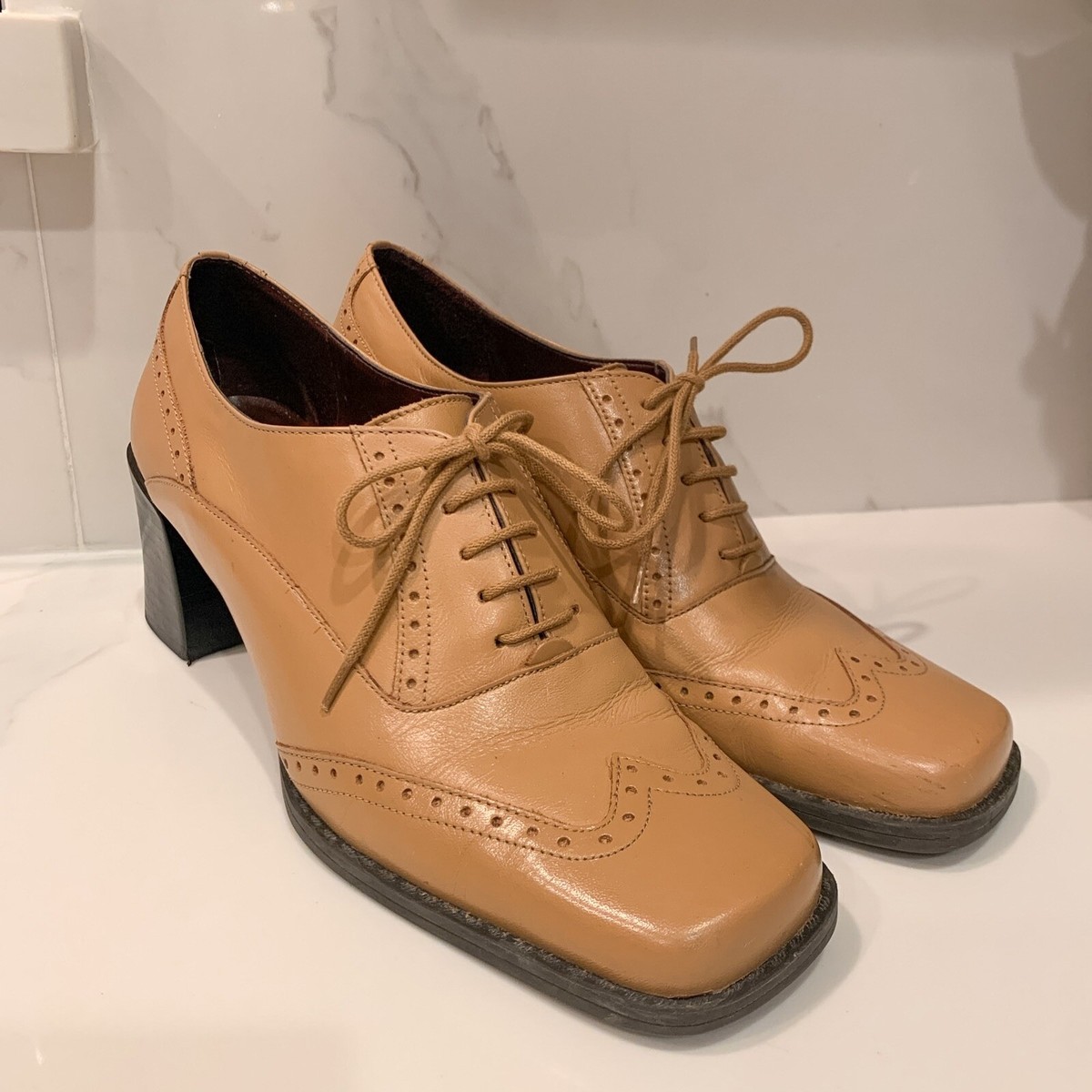 Gaynor Minden CLASSIC FIT トゥシューズ 9 Wide Gaynor Minden CLASSIC FIT トゥシューズ 9 Wide Gaynor Minden