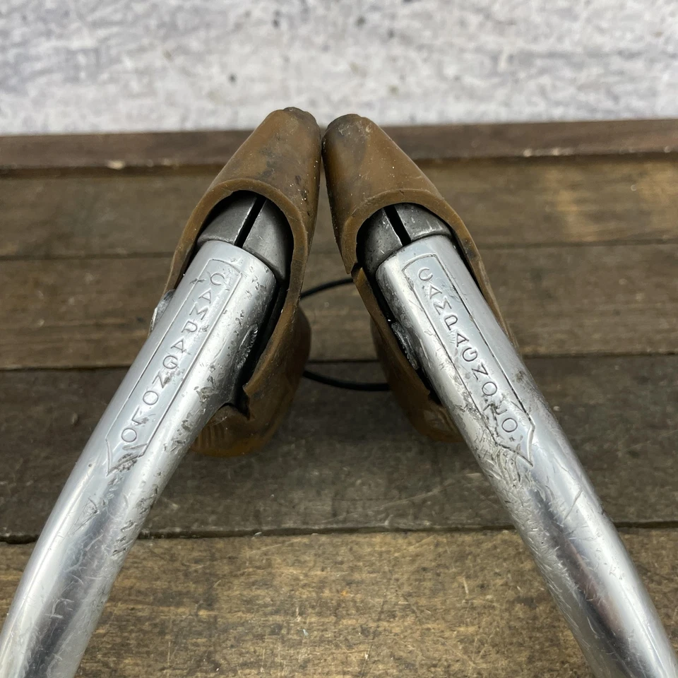 Vintage Campagnolo Record Road Brake Levers Pair Non-Aero Brown Gum Set - Image 2 of 4