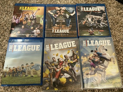 THE LEAGUE: The Complete Seasons 1-6 - DVD + Blu-ray - Nick Kroll - LIKE NEW