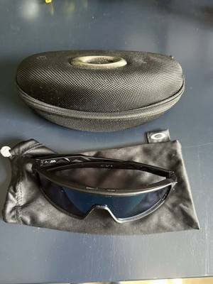 Oakley Sutro Men's Sunglasses Black Frame Green Tinted Lens w/ Case
