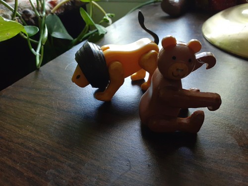 Fisher Price Vintage Little People - Zoo Animals Lion & Bear - Picture 3 of 4