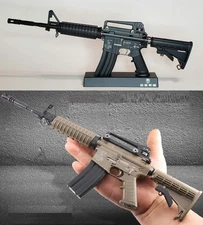 1:2 scale ALLOY ARMY M4A1 Rifle Shell Eject COLT AR-15 Toy Mini Gun No-firing