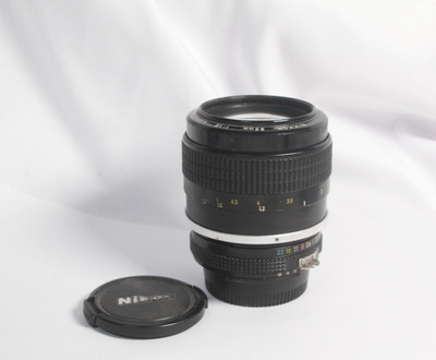 Nikon Nikkor 85/1,8 Ai - Guter Zustand