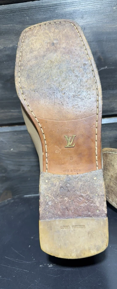 Zapatos de cuero vintage para hombre Louis Vuitton. Bronceado. Foto 4 de 4