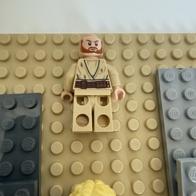 Lego Sand Baseplate 10"x10" 32x32 3 Minifigs  10 Misc Sized Baseplates LOT