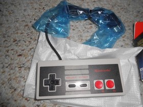 Nintendo NES Classic Edition Official Authentic Controller FOR PARTS NOT WORKING