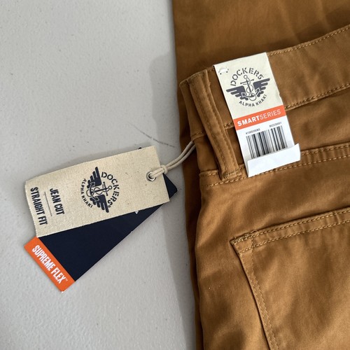 Dockers Men's Jean-Cut Supreme Flex Straight Fit Pants in Dark Ginger Size 32/30 - Picture 2 of 5