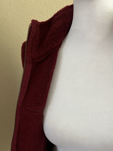 FUDA NEW YORK Red Faux Suede Full Zip Mock Neck Vest Lined With Faux Fur Small - Picture 7 of 8