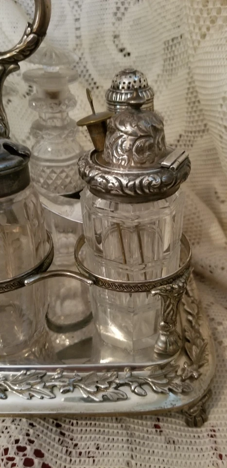 ANTIQUE ENGLISH 1814 WILLIAM & JOHN FISHER STERLING SILVER CRUET SET STAND  - Image 2 of 4