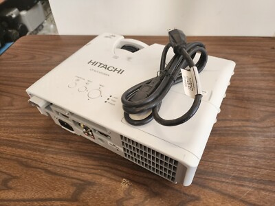 Hitachi CP-WX3030WN 16:10 (WXGA) 3000 Lumens 3LCD Projector W/ Lamp *Tested*
