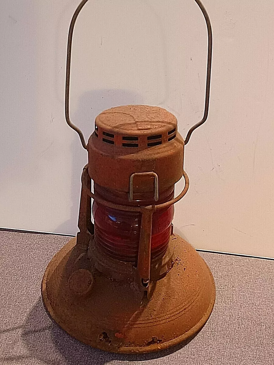 Dietz model 40 kerosene traffic lantern from consolidated Edison Red lens