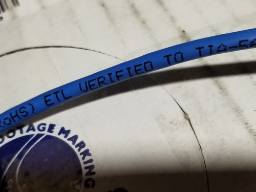 Cable de red Honeywell Genesis 5088 24/4P CAT5E LAN UTP azul pleno/100 ft - Imagen 5 de 10