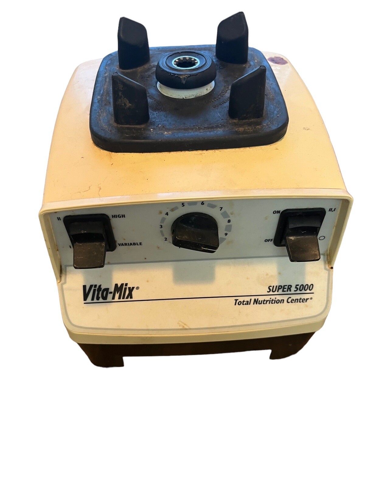 VitaMix 5000 Total Nutrition VM0103 Blender Base Motor Only USED *READ