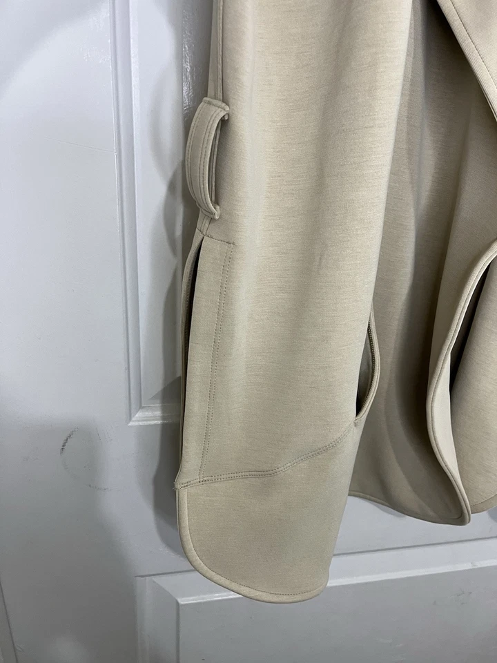 Lululemon Softstreme Belted Wrap Coat Jacket Bone Ivory Size M/L (Missing Belt) - Image 3 of 4