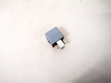 a0025422619 Relay, Working Current v23134-j52-x361 Mercedes-Benz R- DE1393835-83