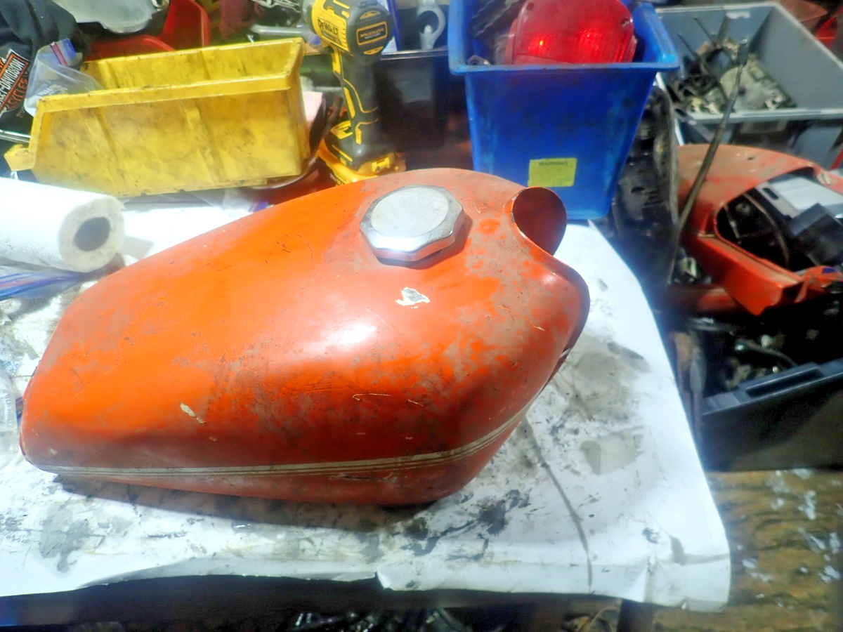 カワサキKＬ250用ガソリンタンク 1977 Kawasaki KL 250-A Gas/Fuel/Petrol Tank/Cap | eBay