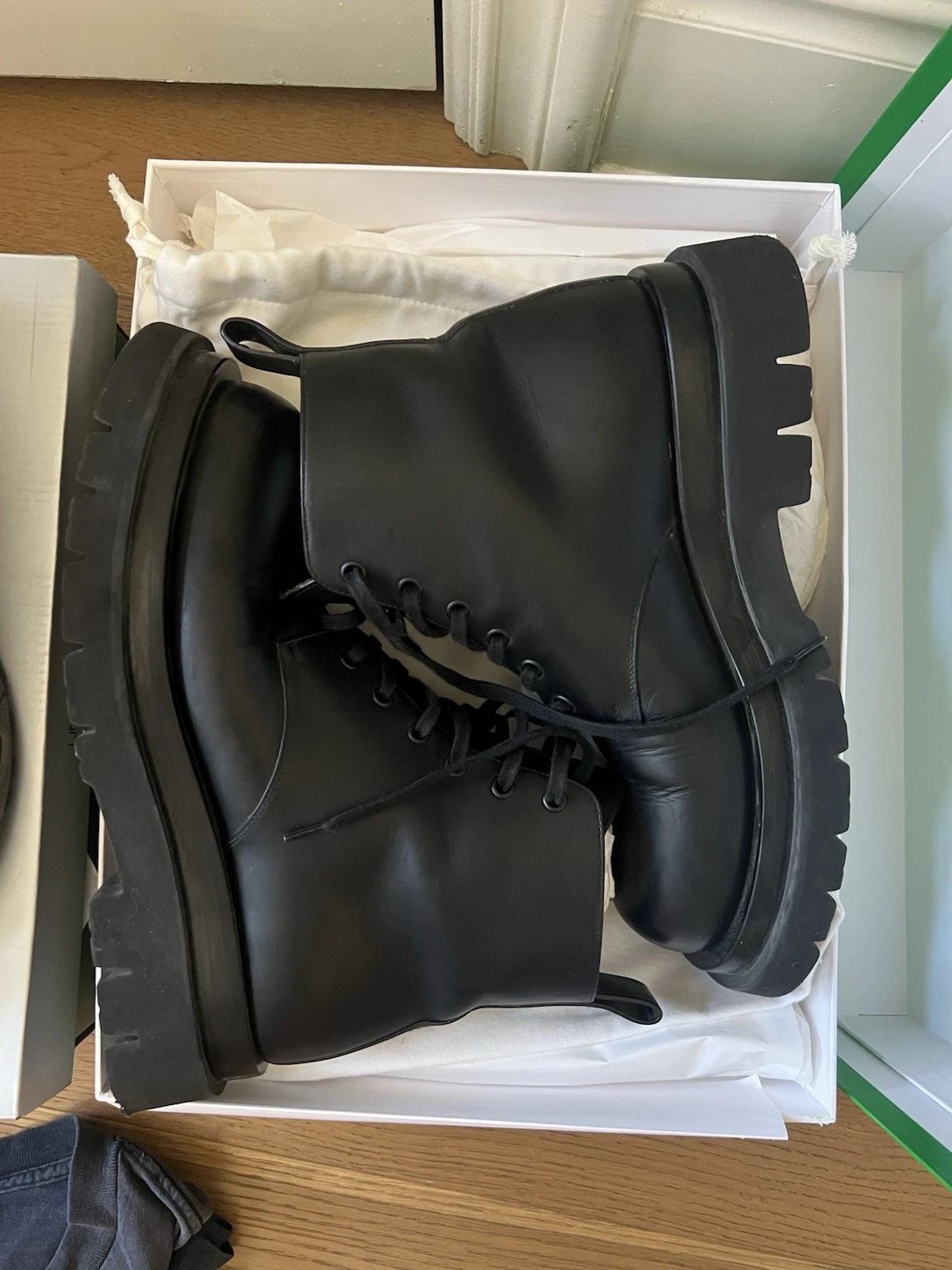 Bottega Veneta — Bottega Veneta Lug Ankle Military Lace Up Boots Size 42 US 9