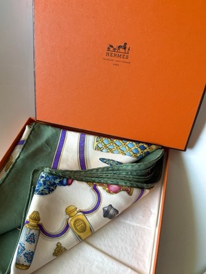 Hermès Qu import Le Flacon 1998 Ancien Foulard Soie Vintage Vert Scarf Silk