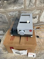 Leitz Wetzlar Pradolux Slide Projector W/ Original Box Works 110-120 V Germany
